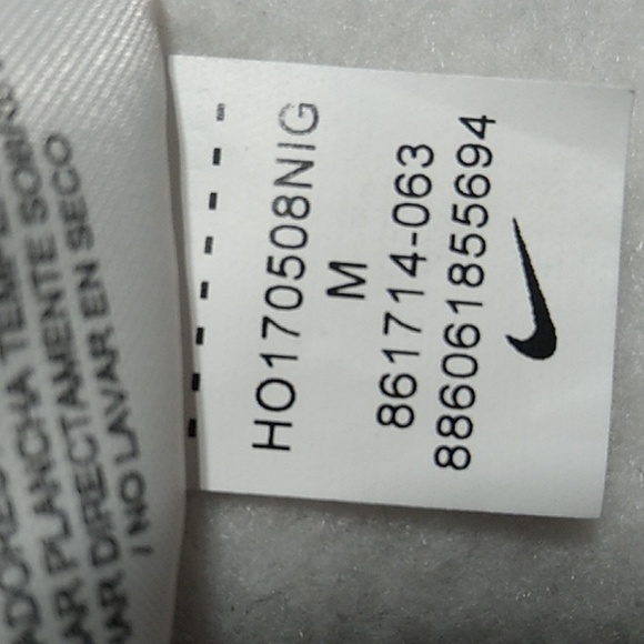 SALE! Nike Hoodie Vintage Like New Condition Sz.M Unisex - Picture 8 of 8